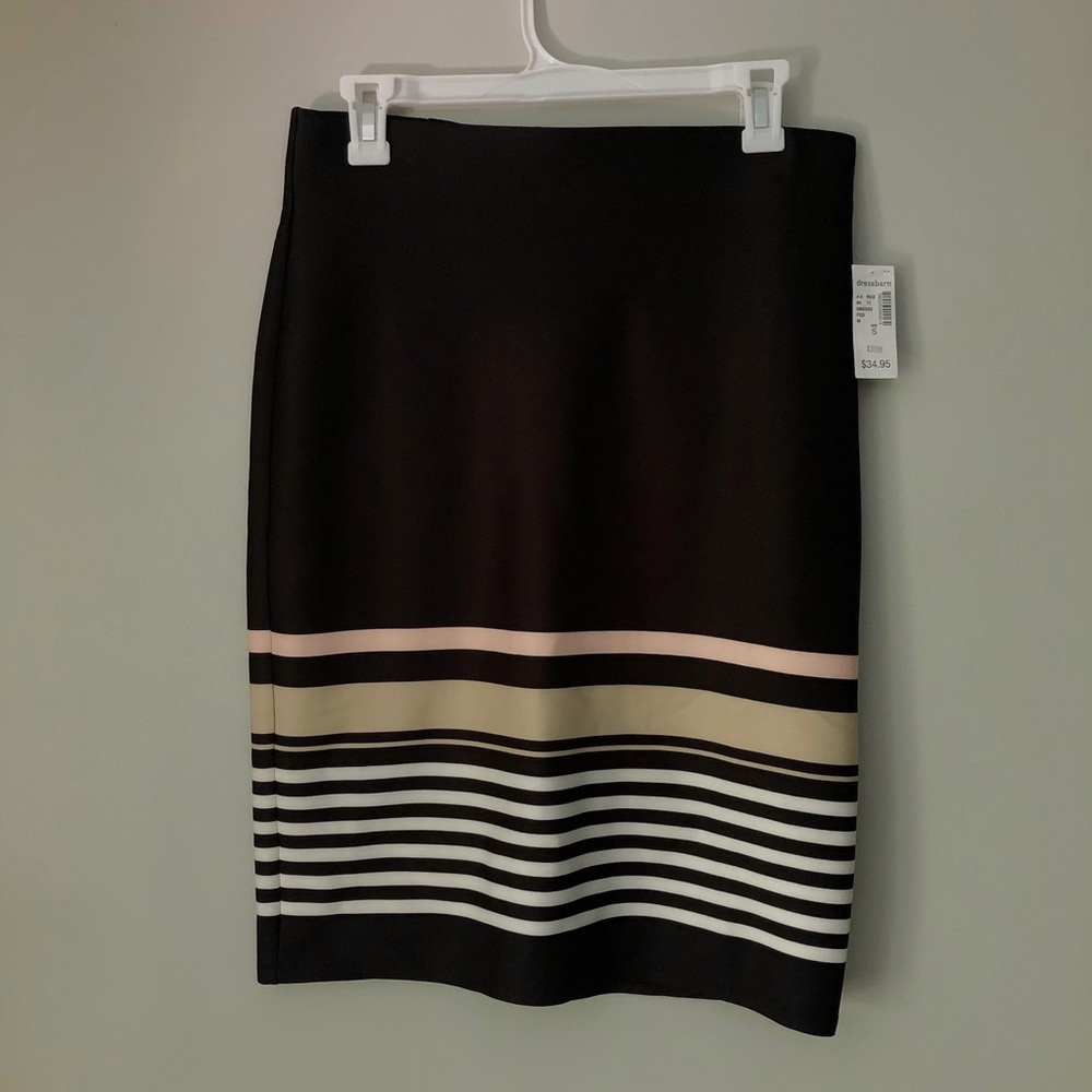 Dress Barn / Roz & Ali Pencil Skirt